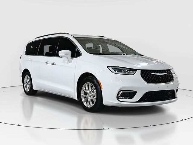 2021 Chrysler Pacifica Touring-L