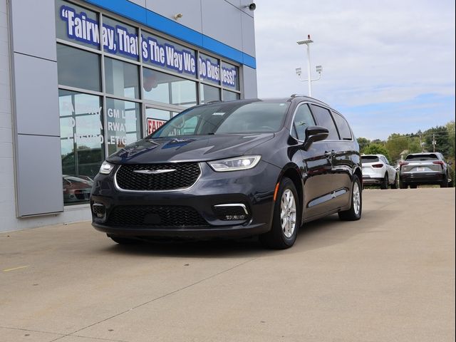 2021 Chrysler Pacifica Touring-L