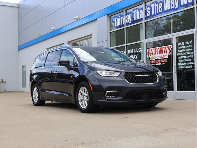 2021 Chrysler Pacifica Touring-L