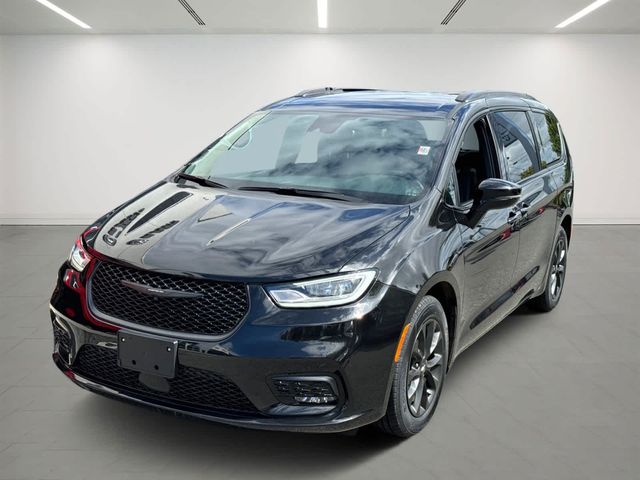 2021 Chrysler Pacifica Touring-L