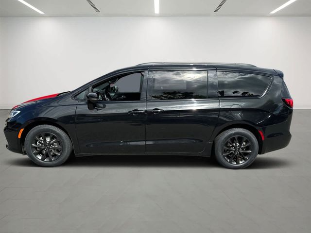 2021 Chrysler Pacifica Touring-L