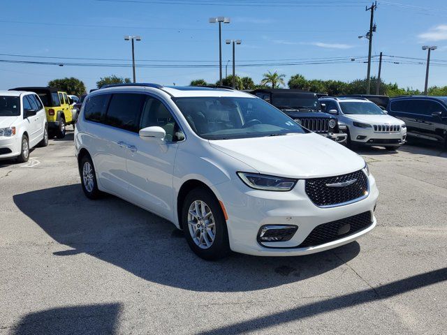 2021 Chrysler Pacifica Touring-L