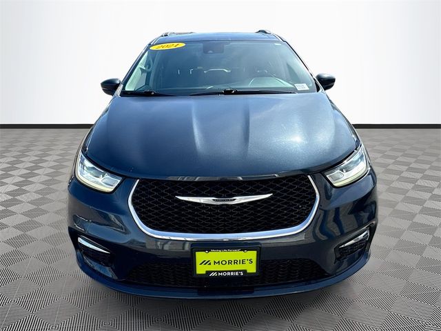2021 Chrysler Pacifica Touring-L