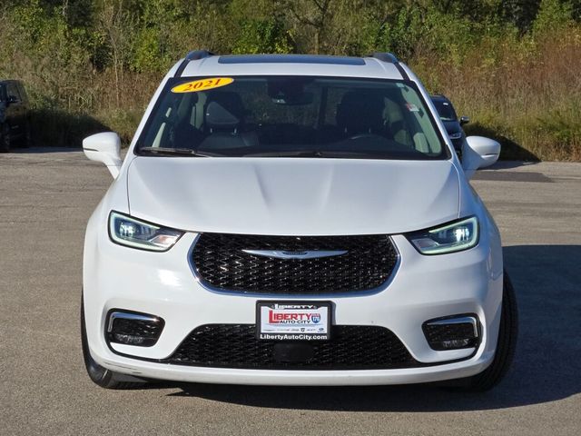 2021 Chrysler Pacifica Touring-L