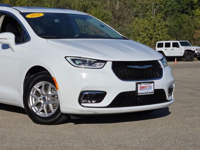 2021 Chrysler Pacifica Touring-L