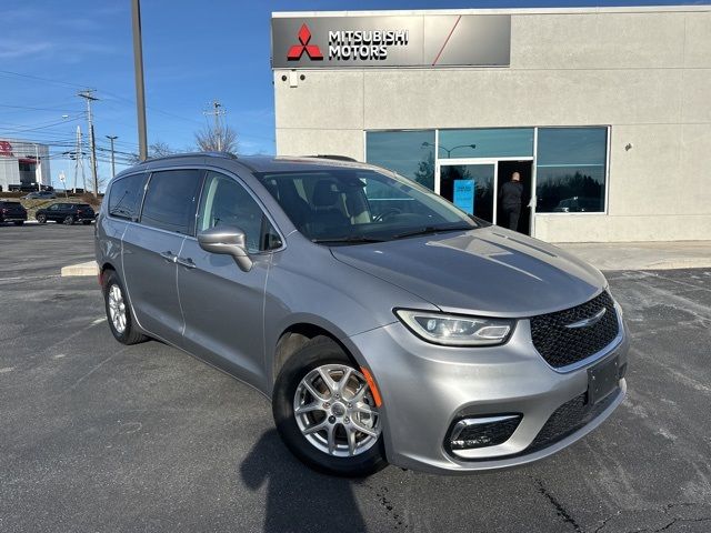 2021 Chrysler Pacifica Touring-L