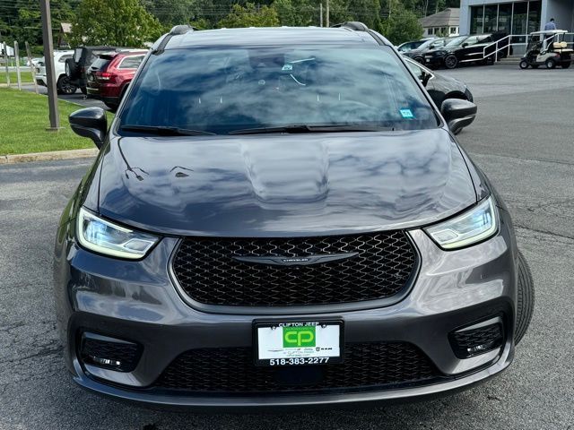 2021 Chrysler Pacifica Touring-L