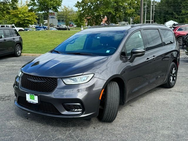 2021 Chrysler Pacifica Touring-L