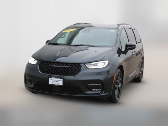 2021 Chrysler Pacifica Touring-L