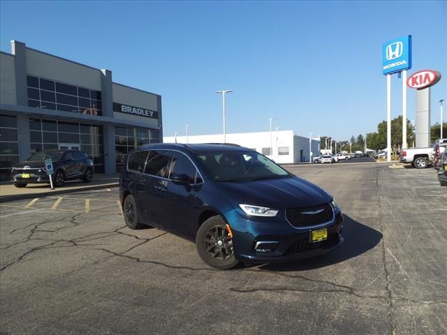 2021 Chrysler Pacifica Touring-L