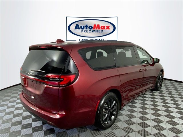 2021 Chrysler Pacifica Touring-L