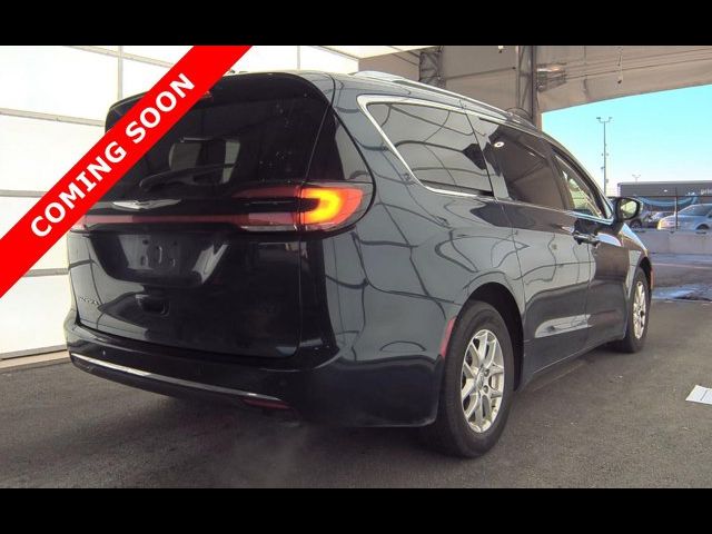 2021 Chrysler Pacifica Touring-L