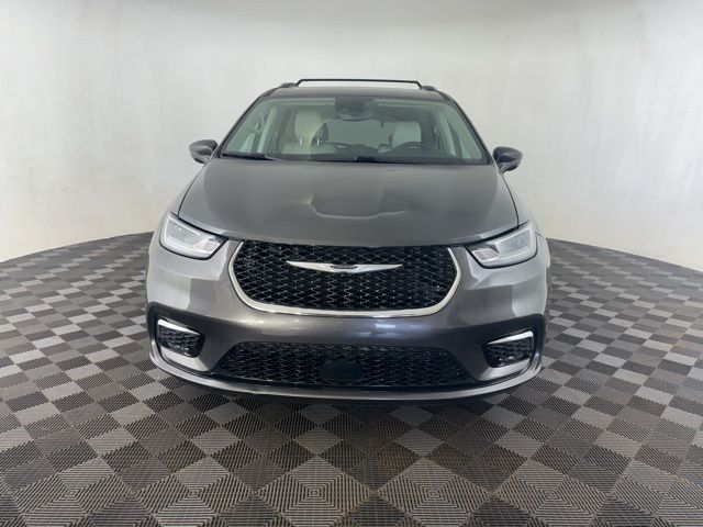 2021 Chrysler Pacifica Touring-L