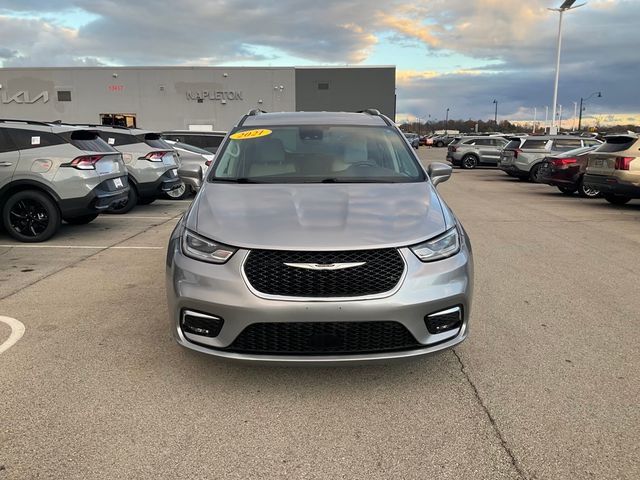 2021 Chrysler Pacifica Touring-L