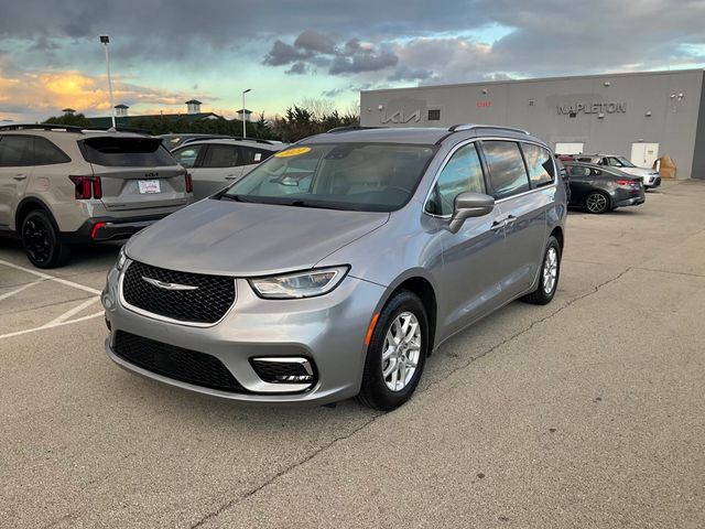 2021 Chrysler Pacifica Touring-L