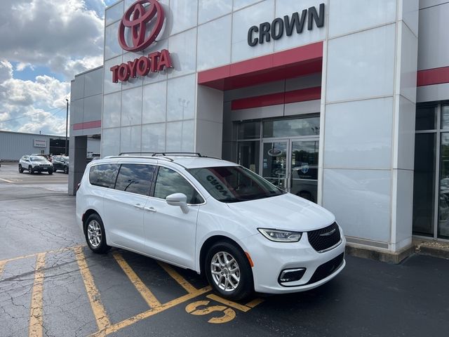 2021 Chrysler Pacifica Touring-L