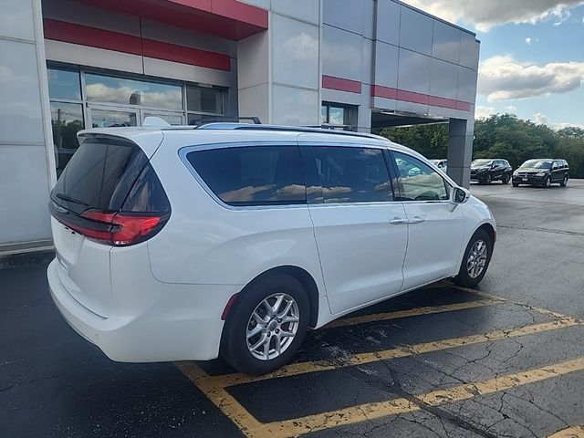 2021 Chrysler Pacifica Touring-L