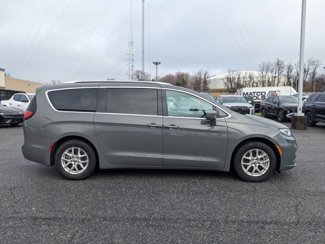 2021 Chrysler Pacifica Touring-L