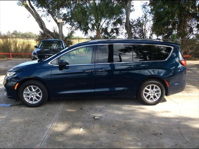 2021 Chrysler Pacifica Touring-L