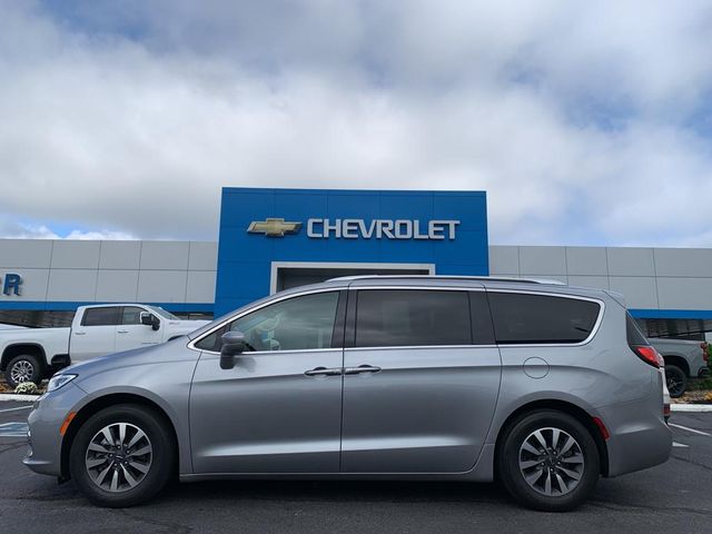 2021 Chrysler Pacifica Touring-L