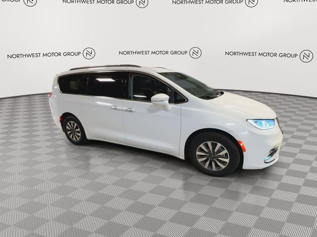 2021 Chrysler Pacifica Touring-L