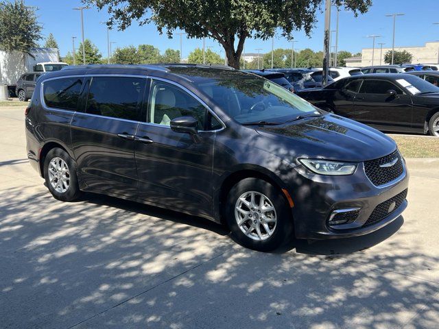 2021 Chrysler Pacifica Touring-L