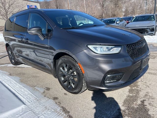 2021 Chrysler Pacifica Touring-L