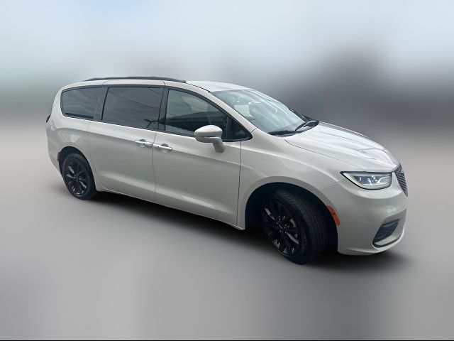 2021 Chrysler Pacifica Touring-L