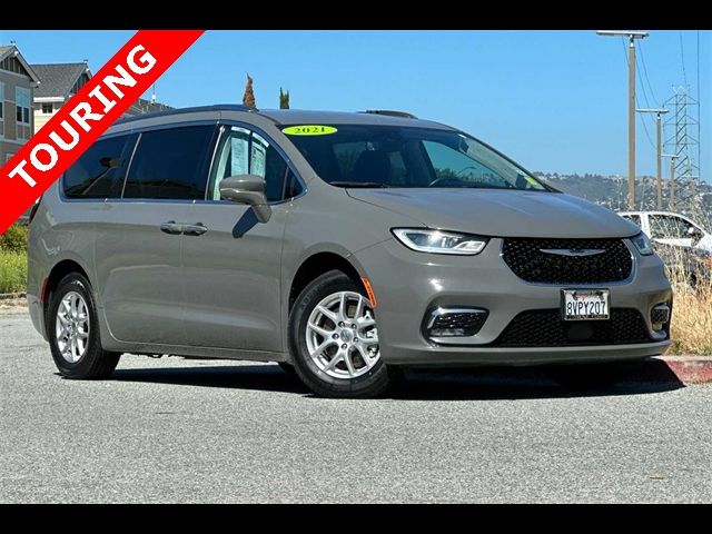 2021 Chrysler Pacifica Touring-L