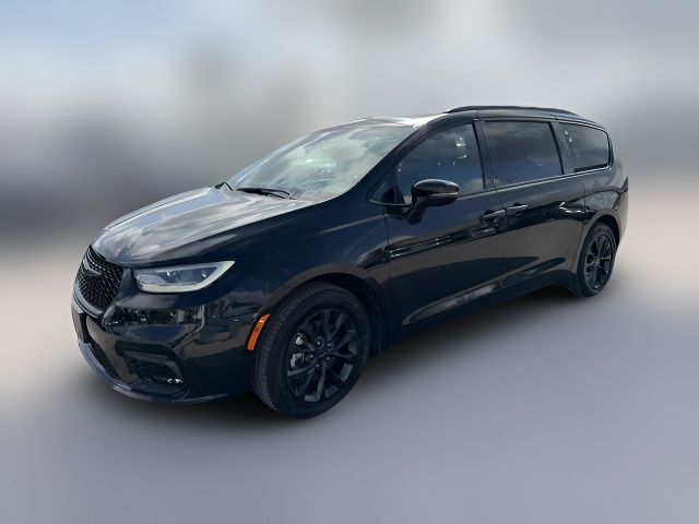 2021 Chrysler Pacifica Touring-L