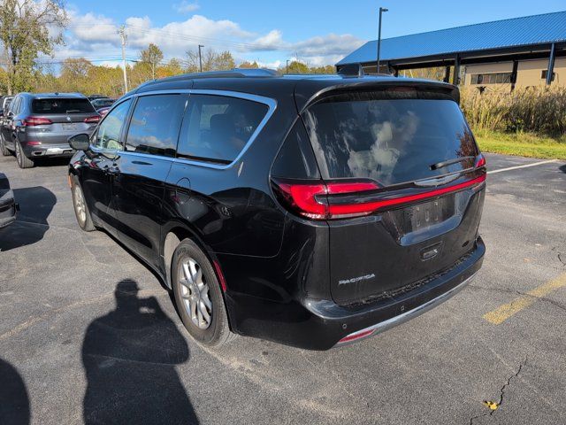 2021 Chrysler Pacifica Touring-L