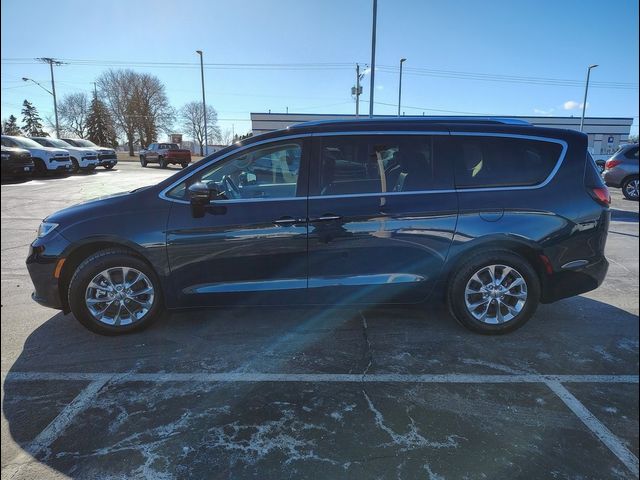 2021 Chrysler Pacifica Touring-L