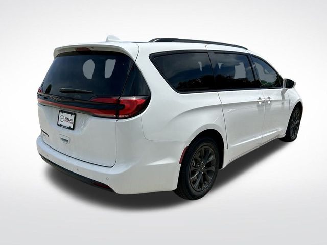 2021 Chrysler Pacifica Touring-L