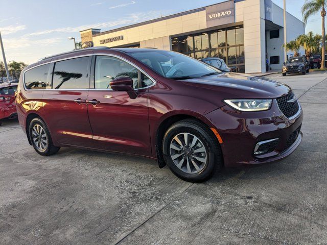 2021 Chrysler Pacifica Touring-L