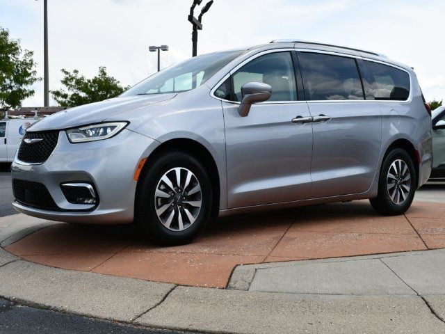 2021 Chrysler Pacifica Touring-L