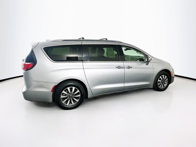 2021 Chrysler Pacifica Touring-L