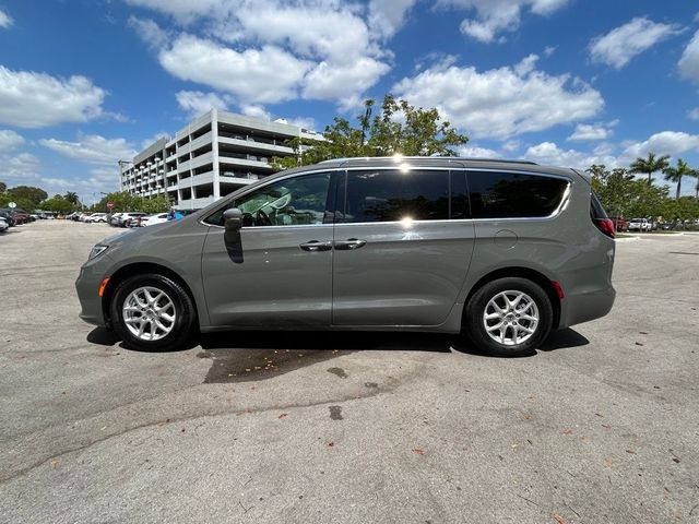 2021 Chrysler Pacifica Touring-L