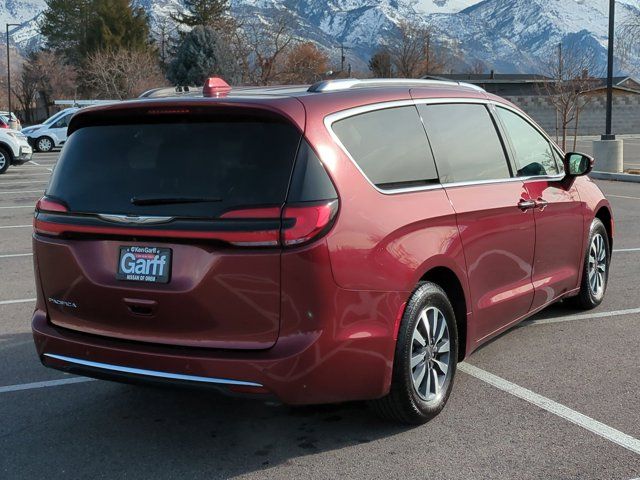 2021 Chrysler Pacifica Touring-L