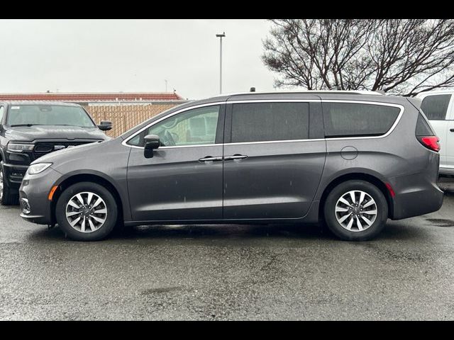 2021 Chrysler Pacifica Touring-L