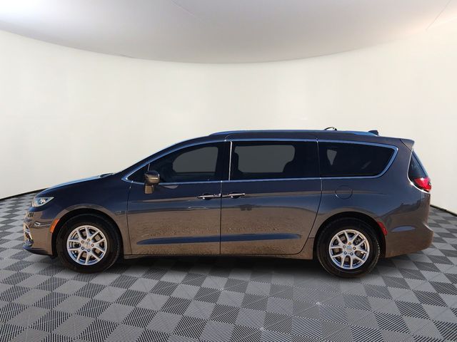 2021 Chrysler Pacifica Touring-L