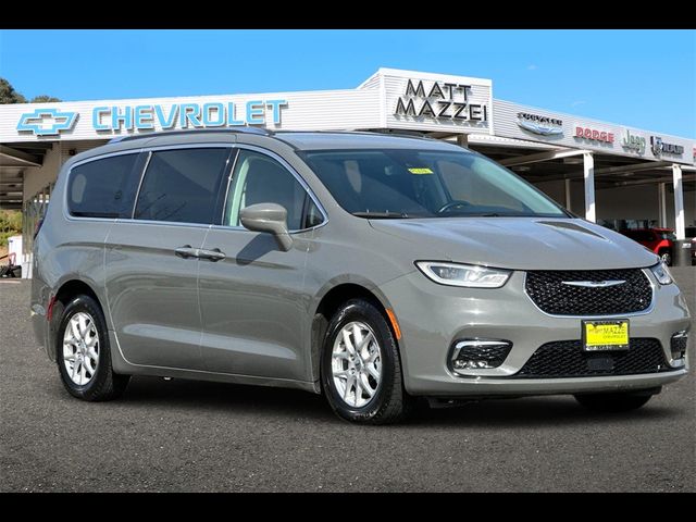 2021 Chrysler Pacifica Touring-L