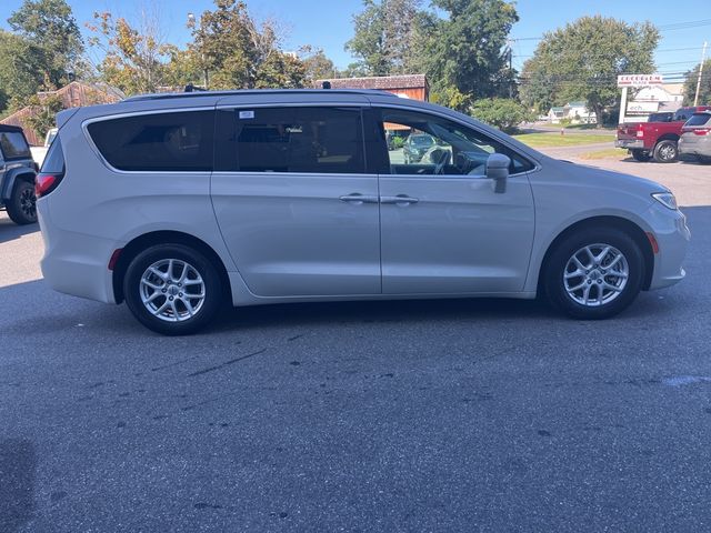 2021 Chrysler Pacifica Touring-L