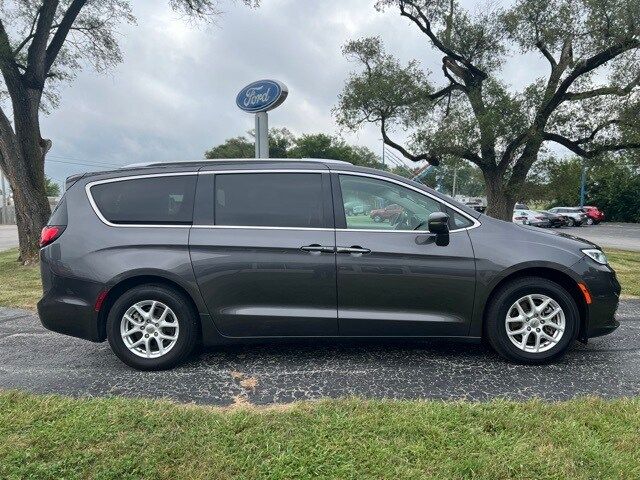 2021 Chrysler Pacifica Touring-L