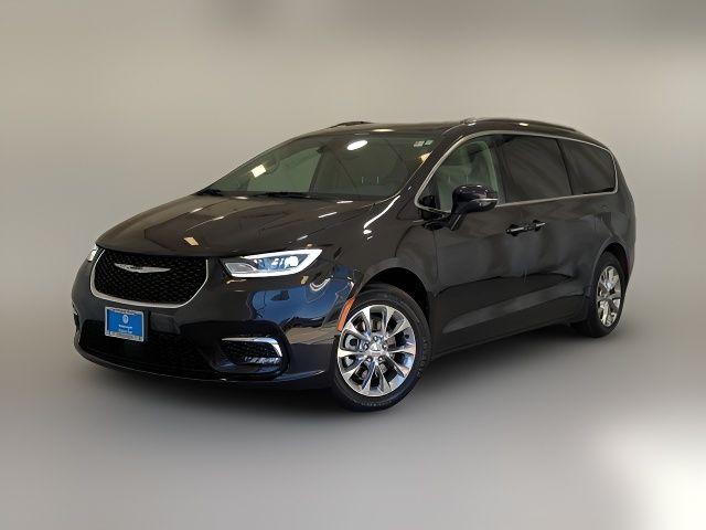 2021 Chrysler Pacifica Touring-L