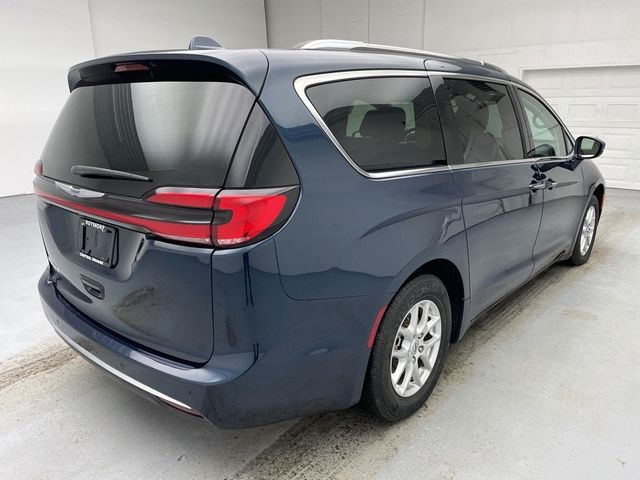 2021 Chrysler Pacifica Touring-L