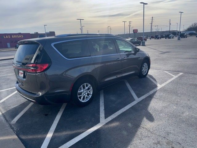 2021 Chrysler Pacifica Touring-L