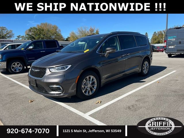 2021 Chrysler Pacifica Touring-L