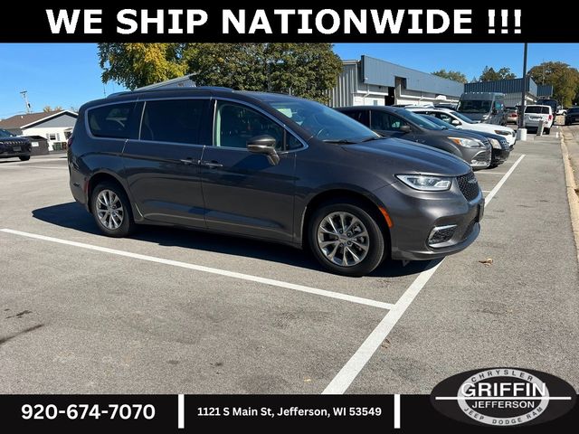 2021 Chrysler Pacifica Touring-L