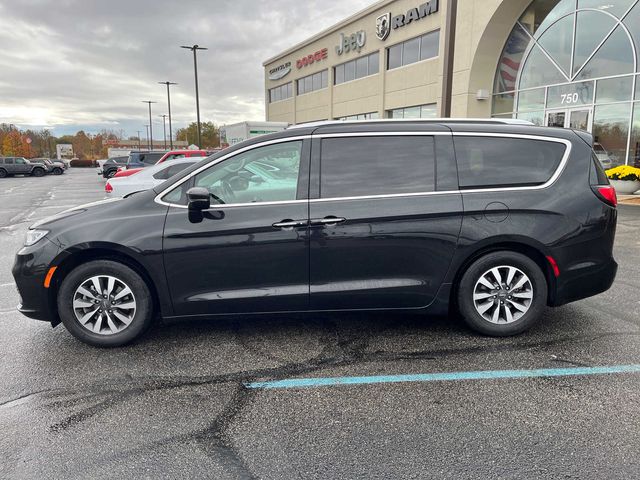 2021 Chrysler Pacifica Touring-L