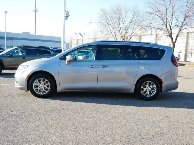 2021 Chrysler Pacifica Touring-L